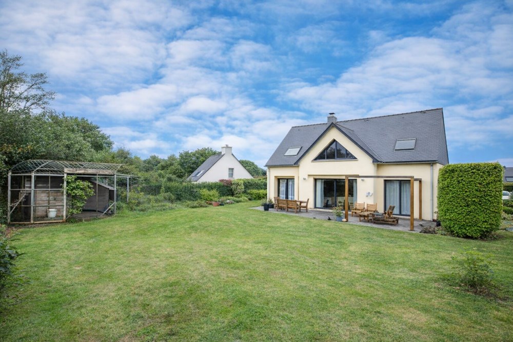 MAISON COUP DE COEUR DE 2011 - 4 CHAMBRES - GRAND JARDIN ARBORE - GARAGE - CALME - RARE